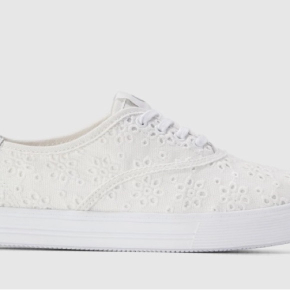 Cole Haan White Floral Lace Sneakers - Picture 1 of 6